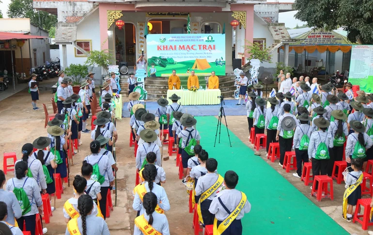 Quang cảnh lễ khai mạc