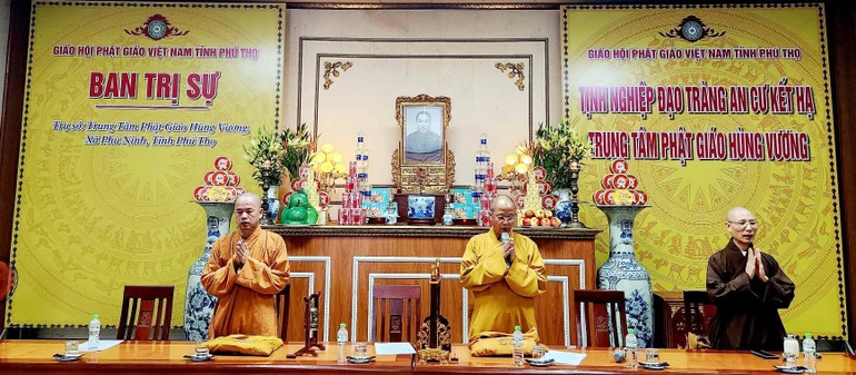 Phiên họp diễn ra tại Trung tâm Phật giáo Hùng Vương