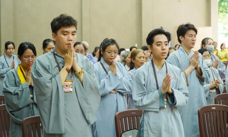 Ngày an lạc với chủ đề "Người trí biết báo ơn và đền ơn"