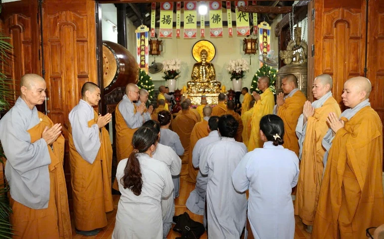 Trang nghiêm Lễ an vị tôn tượng Đức Bổn sư Thích Ca Mâu Ni tại niệm Phật đường Phước Chánh