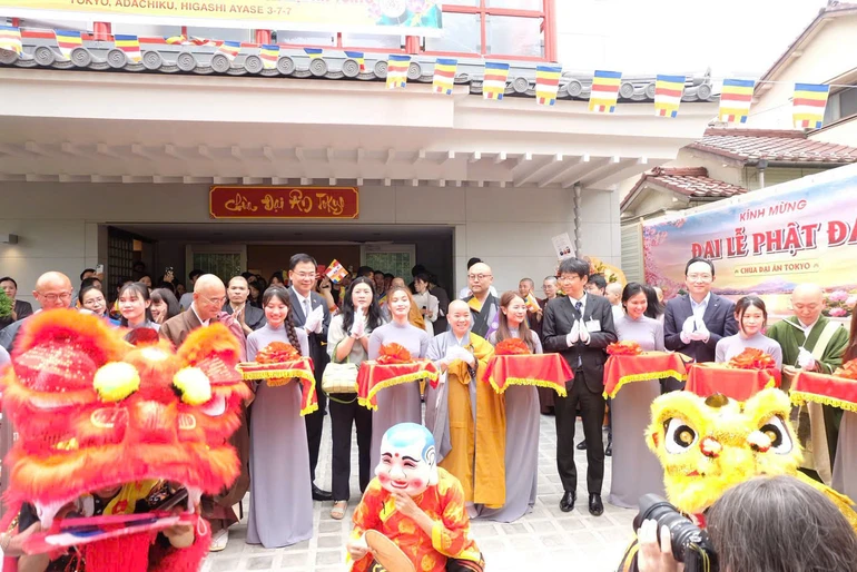 Lễ cắt băng khánh thành chánh điện chùa Đại Ân Tokyo - ngôi chùa Việt Nam đầu tiên tại Thủ đô Nhật Bản