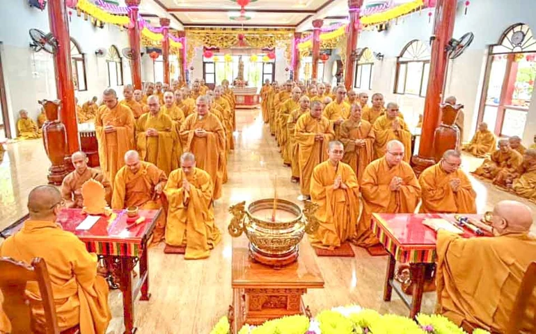 Lễ tác pháp an cư kiết hạ Phật lịch 2569 của chư Tăng H.Hóc Môn tại chùa Giác Nguyên