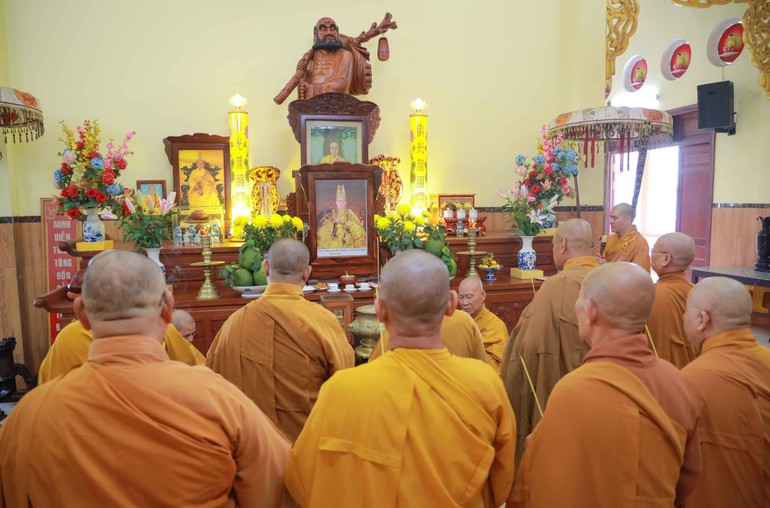 Lễ tưởng niệm tuần Tiểu tường Trưởng lão Hòa thượng Thích Tịnh Hạnh tại chùa Phật Bửu (xã Xuân Thới Sơn, TP.HCM) - Ảnh: Nguyên Tài/BGN