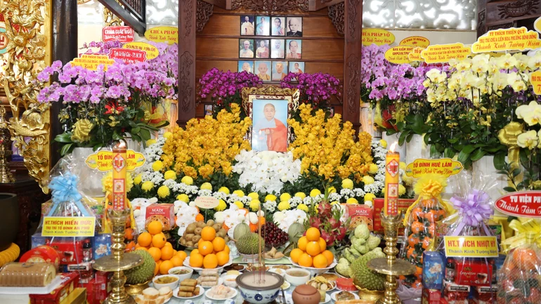 Di ảnh Ni trưởng Thích nữ Như Đức tôn trí tại tổ đường chùa Dược Sư (P.Bình Lợi Trung, TP.HCM) - Ảnh: Thanh Tốt