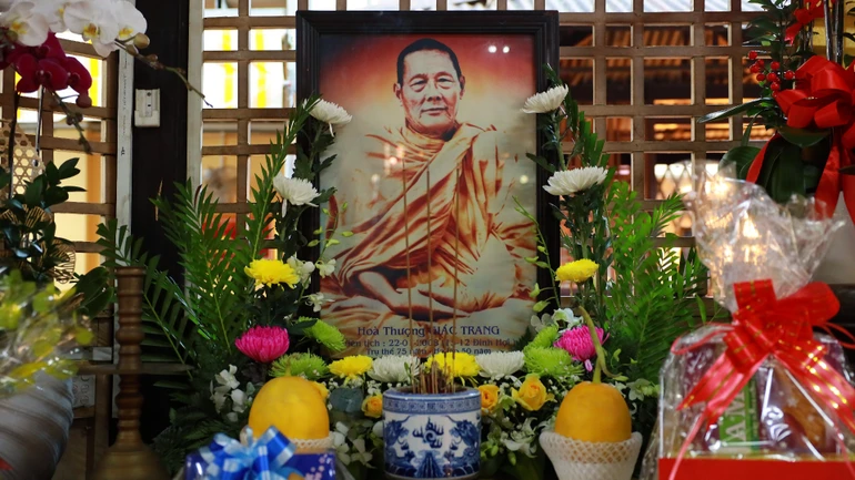 Di ảnh Trưởng lão Hòa thượng Thích Giác Trang tại tịnh xá Ngọc Chánh (P.Bình Thạnh, TP.HCM) - Ảnh: Thanh Tốt