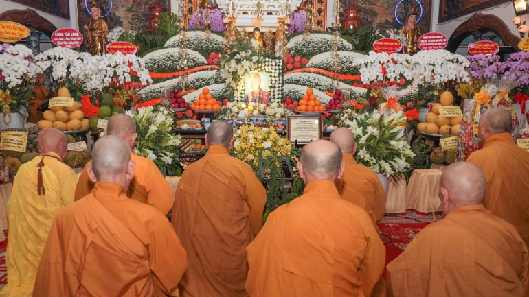 Trang nghiêm Lễ tưởng niệm Trưởng lão Hòa thượng Thích Thiện Thông, viện chủ tổ đình Phổ Quang (P.Cầu Kiệu, TP.HCM) - Ảnh: Nguyên Tài/BGN