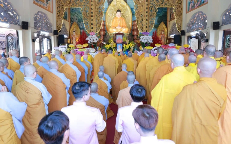 Trang nghiêm Lễ tưởng niệm Trưởng lão Hòa thượng Thích Tâm Châu và Ni trưởng Thích nữ Như Giác tại Quan Âm tu viện (P.Cầu Kiệu, TP.HCM)