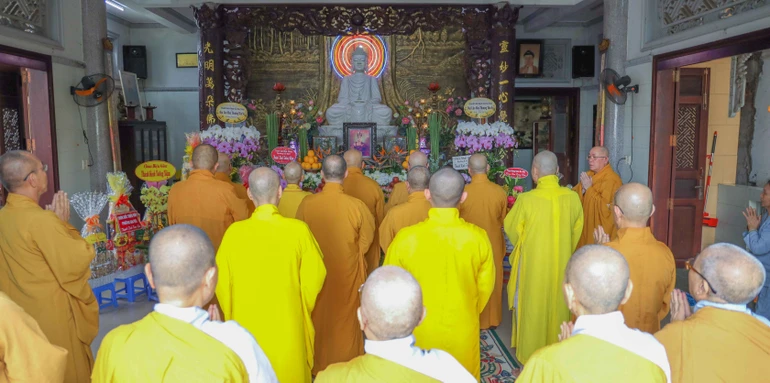 Trang nghiêm Lễ tưởng niệm Hòa thượng Thích Mật Nguyện tại chùa Linh Quang (P.Bình Lợi Trung, TP.HCM) - Ảnh: Nguyên Tài/BGN