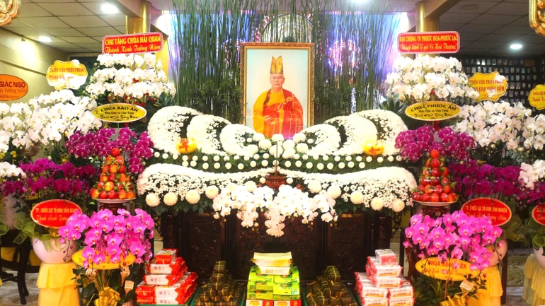 Di ảnh Hòa thượng Thích Minh Dũng tại chùa Phật Đà