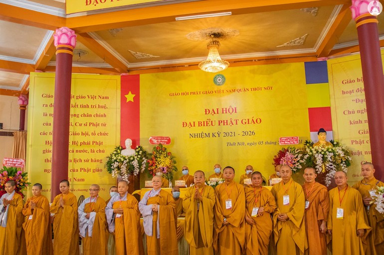 Tân Ban Trị sự Phật giáo quận Thốt Nốt nhiệm kỳ 2021-2026 ra mắt đại hội