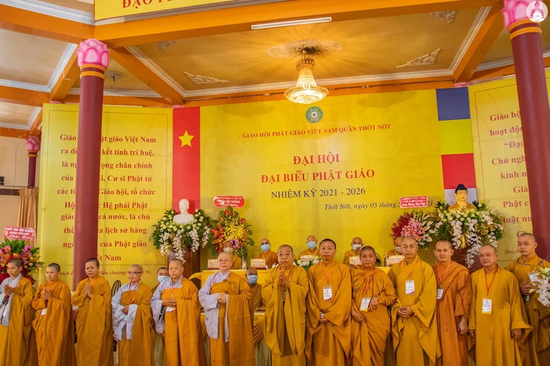 Tân Ban Trị sự Phật giáo quận Thốt Nốt nhiệm kỳ 2021-2026 ra mắt đại hội