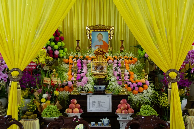 Di ảnh cố Ni trưởng Thích nữ Như Đức 