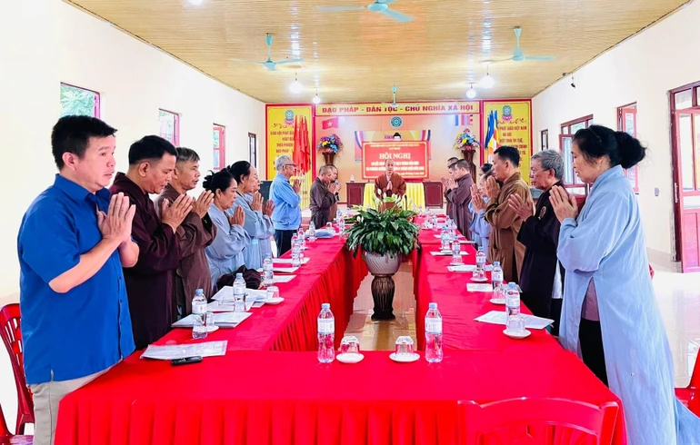 Niệm Phật cầu gia hộ