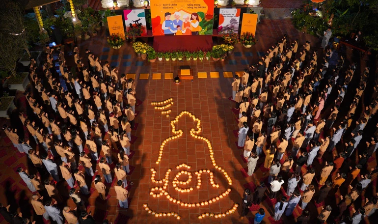 Khóa tu tuổi trẻ "Trở về chốn bình yên" tại chùa Hòa Phúc