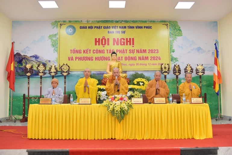 Niệm Phật cầu gia hộ