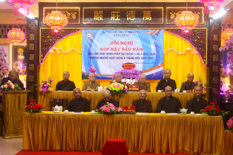 Hội nghị họp mặt và triển khai hoạt động Phật sự 6 tháng đầu năm của Ban Trị sự GHPGVN Q.8 - Ảnh: Hoàng Phương