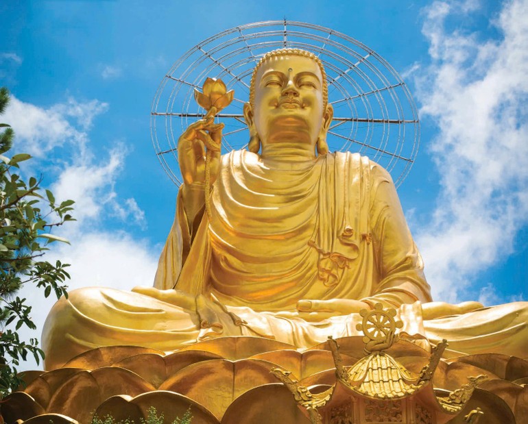 Tôn tượng Đức Phật Bổn Sư Thích Ca Mâu Ni