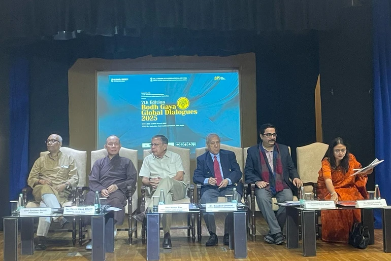 Các diễn giả tham gia Đối thoại toàn cầu - Bodh Gaya lần thứ 7 tại hội trường Nalanda thuộc Trung tâm Quốc tế Tiến sĩ Ambedkar