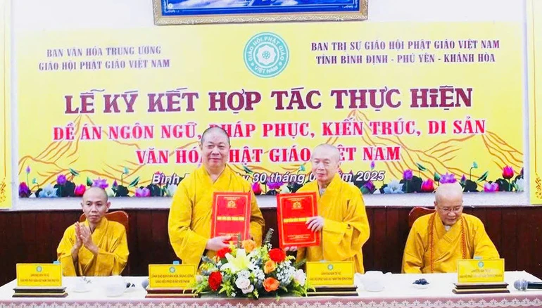 Ký kết hợp tác giữa Ban Văn hóa T.Ư và Ban Trị sự GHPGVN tỉnh Bình Định