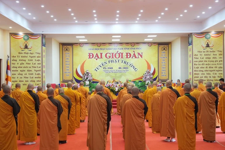 Đại giới đàn tỉnh Vĩnh Phúc năm 2025 trang nghiêm diễn ra tại chùa Bầu - Phật Quang tự (P.Liên Bảo, TP.Vĩnh Yên)