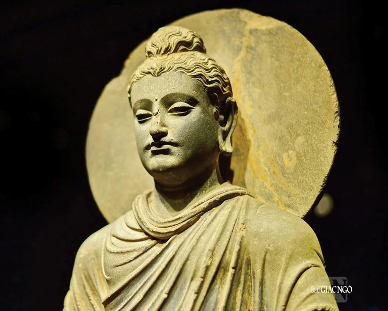 Đức Phật, bậc Đại Giác ngộ - Huyền thoại và con người lịch sử