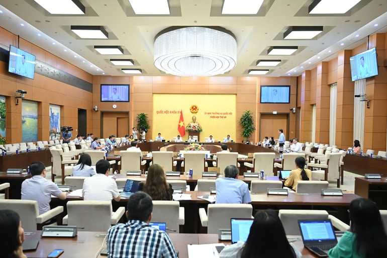 Toàn cảnh phiên họp - Ảnh: QH