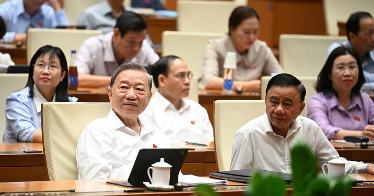 Tổng Bí thư Tô Lâm và các đại biểu tham dự phiên họp sáng 12-6 - Ảnh: Gia Hân