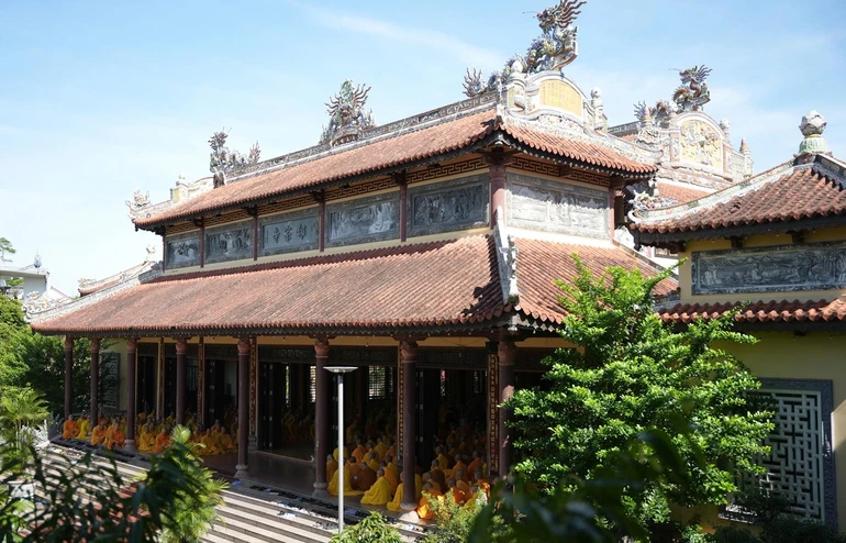 Lễ Bố-tát của chư Tăng được cử hành tại tổ đình Từ Đàm (TP.Huế)