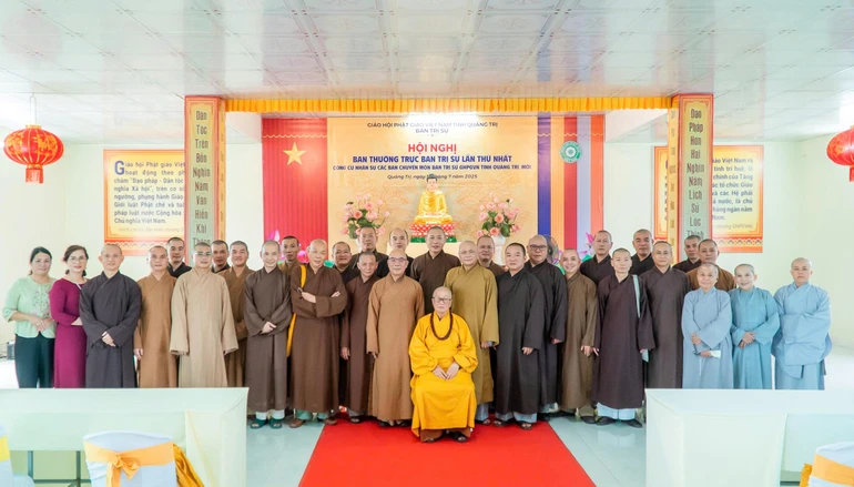 Lưu niệm tại phiên họp đầu tiên của Ban Thường trực Ban Trị sự GHPGVN tỉnh Quảng Trị sau sáp nhập