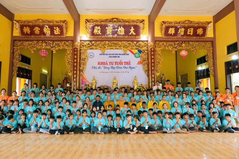 Lưu niệm tại khóa tu