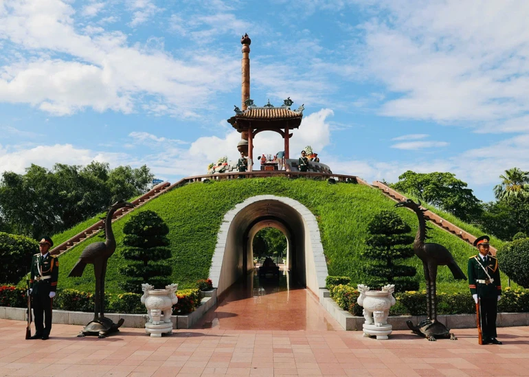 Thành cổ Quảng Trị - Ảnh: Nhất Long