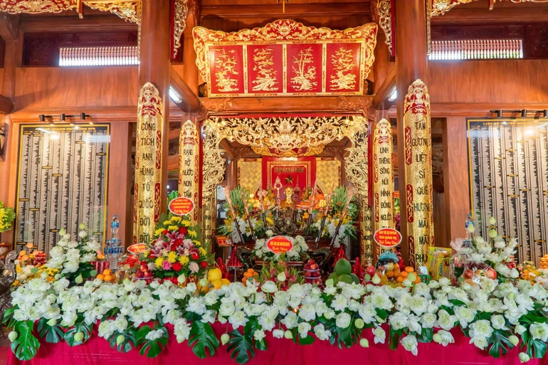 Đền thờ Chủ tịch Hồ Chí Minh và các anh hùng, liệt sĩ tại phường Đồng Hới, tỉnh Quảng Trị