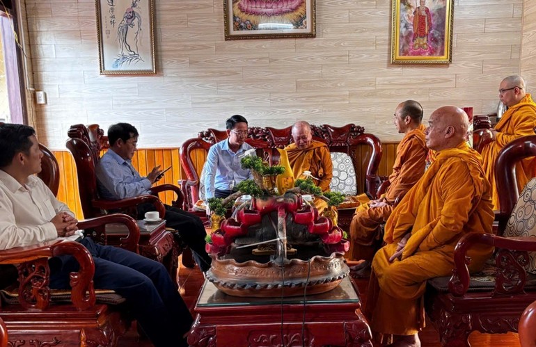 Quang cảnh buổi gặp mặt thân mật tại trường hạ tịnh xá Ngọc Phúc