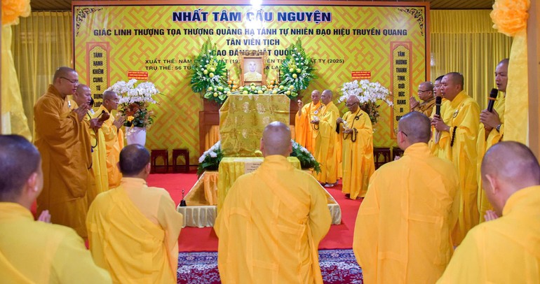 Giác linh đường - nơi tôn trí kim quan Thượng tọa Thích Quảng Tánh, tại chùa Long Phước Thọ (tỉnh Đồng Nai) - Ảnh: Quảng Đạo/BGN