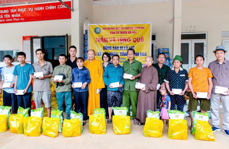 Tổng giá trị các phần quà và công trình hỗ trợ đợt này tại xã Yên Nhân, Thanh Hóa là 225 triệu đồng