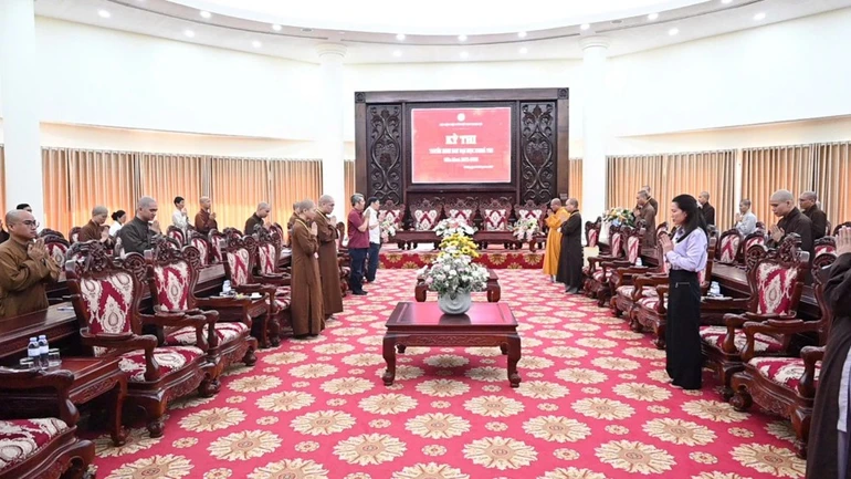 Niệm Phật cầu gia hộ trước khi khai mạc kỳ thi tuyển sinh thạc sĩ Phật học