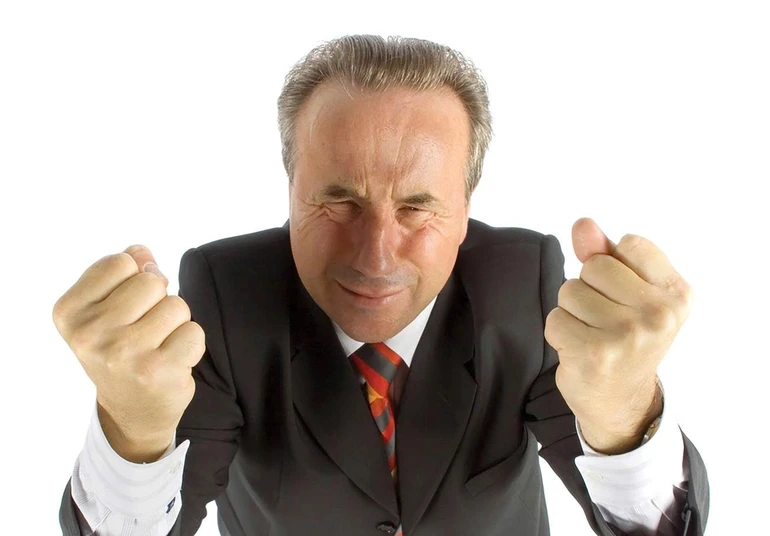 Làm việc với những ngày mây xám