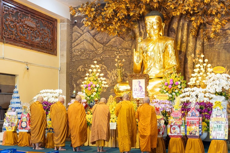 Lễ tưởng niệm Trưởng lão Hòa thượng Thích Giác Phúc - Thành viên Hội đồng Chứng minh tại pháp viện Minh Đăng Quang (P.Bình Trưng, TP.HCM)