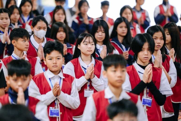 Khóa tu mùa đông “Học kỳ Bụt nhí”, chủ đề “Trau dồi đạo đức - Soi sáng tâm con” tại chùa Khánh Vân 