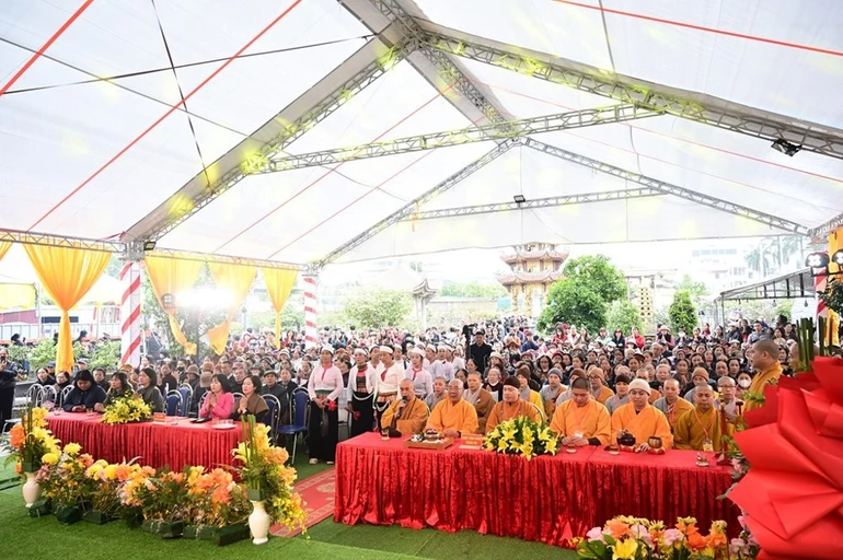 Quang cảnh buổi lễ