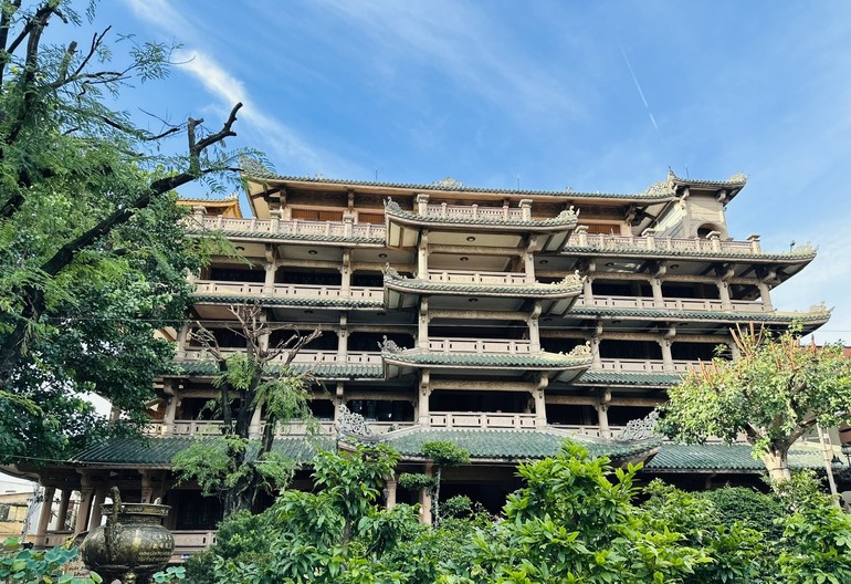 Cơ sở I Học viện Phật giáo VN tại TP.HCM (750 Nguyễn Kiệm, phường Đức Nhuận, TP.HCM)