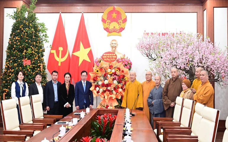 Ban Trị sự GHPGVN TP.Hải Phòng chúc Tết lãnh đạo UBND thành phố