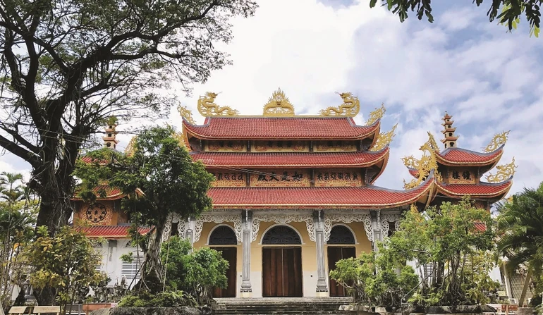 Tổ đình Hương Tích, ngôi già-lam có bề dày lịch sử trên trăm năm