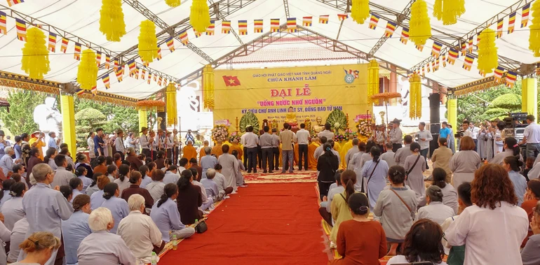 Lễ cầu siêu anh linh anh hùng liệt sĩ và đồng bào tử nạn tại chùa Khánh Lâm