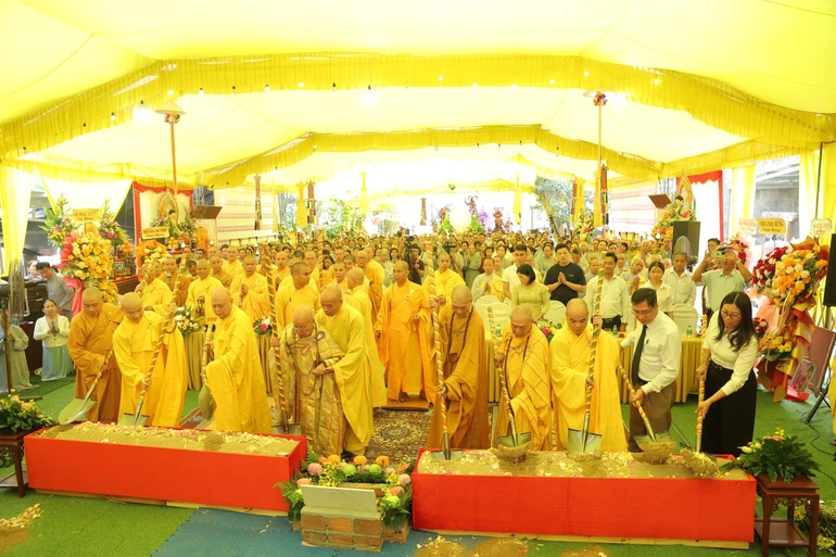 Chính thức khởi công xây dựng ngôi đại hùng bảo điện chùa Phổ Quang