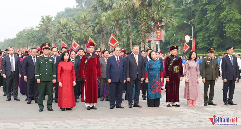 Tổng Bí thư, Chủ tịch nước Tô Lâm cùng các lãnh đạo, nguyên lãnh đạo Đảng, Nhà nước dự lễ dâng hương tưởng nhớ các Vua Hùng