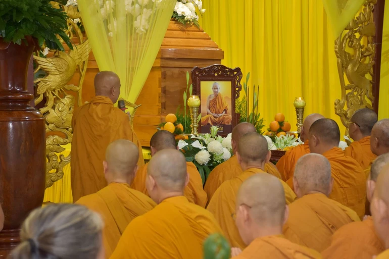 Giác linh đường Hòa thượng Thích Giác Tuấn