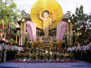 Đức Phật đản sinh Suối nguồn từ bi và bình đẳng