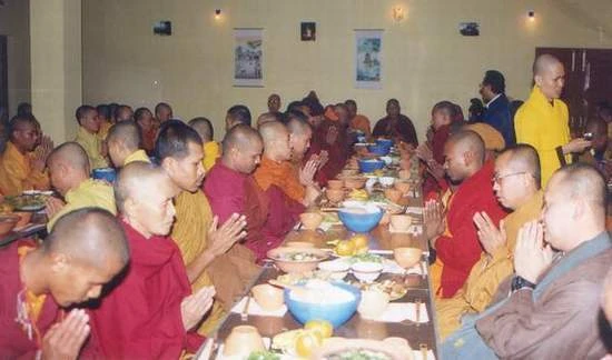 Chuyển hóa sanh thân thành Pháp thân