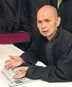 Ấn Độ Thời Báo (Times of India) mời Thiền sư Thích Nhất Hạnh làm Chủ Bút ấn bản đặc biệt về Hòa Bình